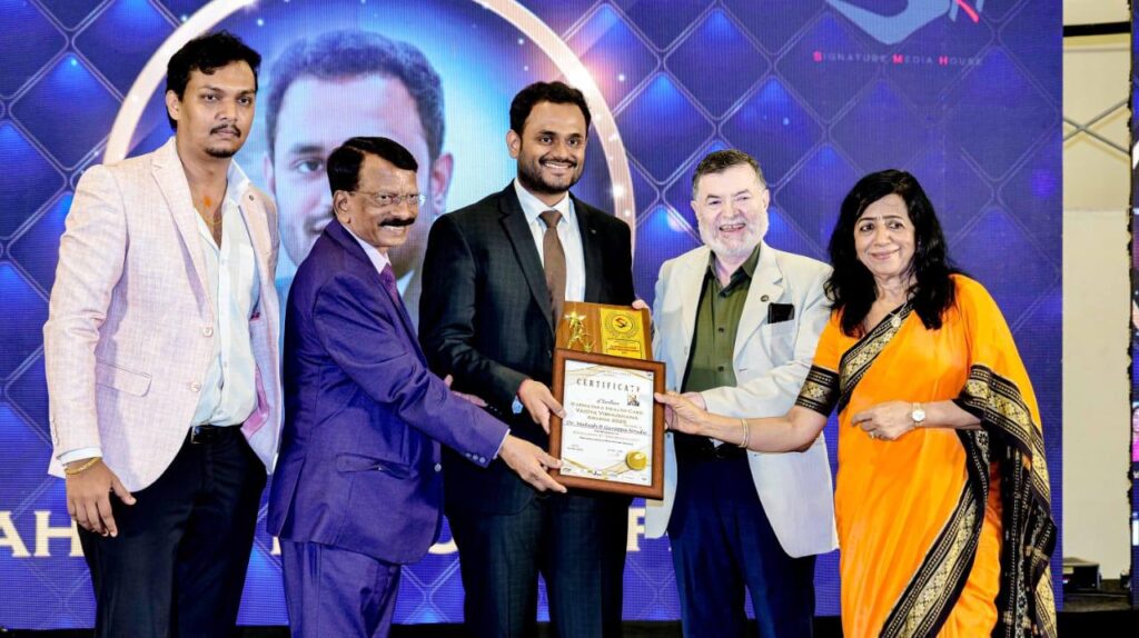 Dr. Mahesh Gurappa Naidu Honored with “Karnataka Health Care Vaidya Vibhushana Award”