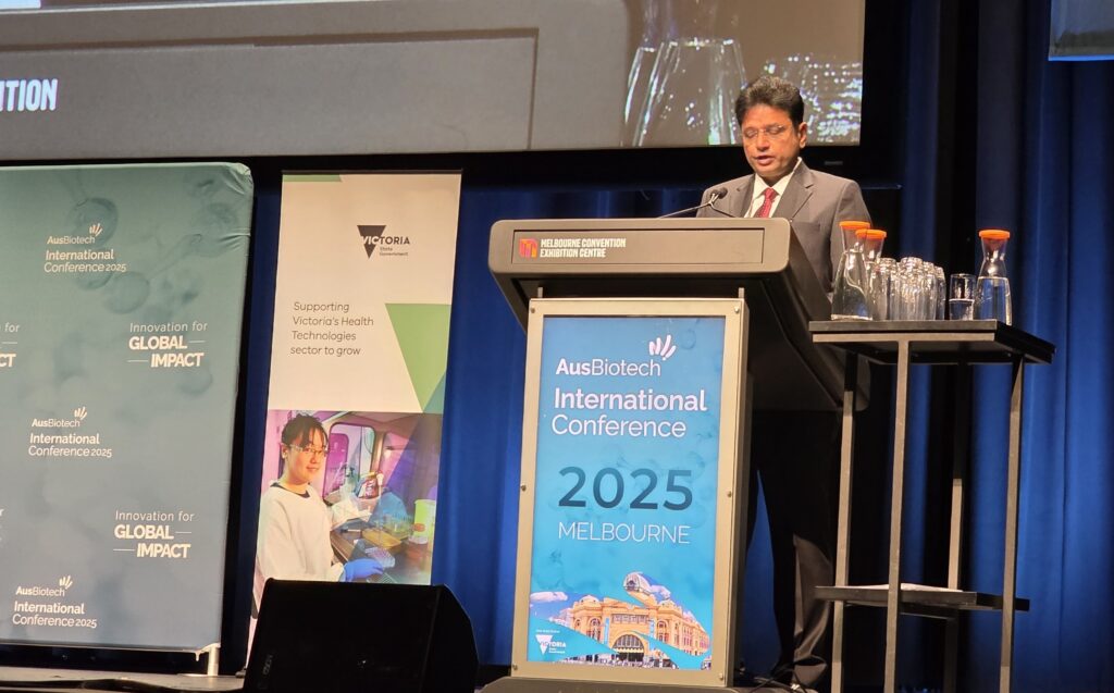 3 Minister D Sridhar Babu delivering the address at AUS Biotech