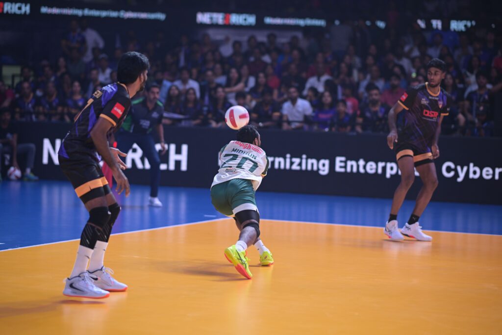 Bengaluru Torpedoes vs Mumbai Meteors - 2
