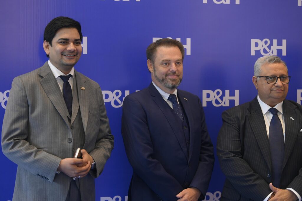 P&H Partners_From left to right_Kartikey Chauhan (Partner - P&H Partners) + James Hall (Founder and CEO of ANZ Migrate) + Faram Patel (Managing Director - P&H Partners)