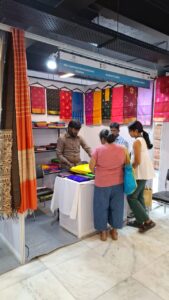 Special Handloom Expo Begins at Janpath