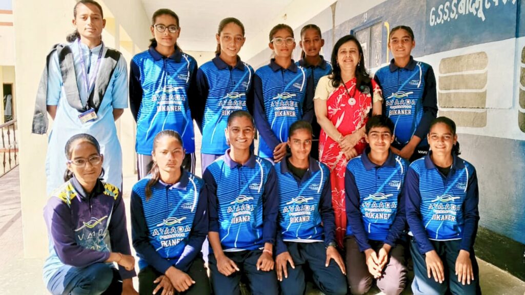 Ritu Patwari, Director Avaada Foundation with U17, U19 Girls Cricket Team, Mahatma Gandhi Government School, Badnu, Bikaner, Rajasthan