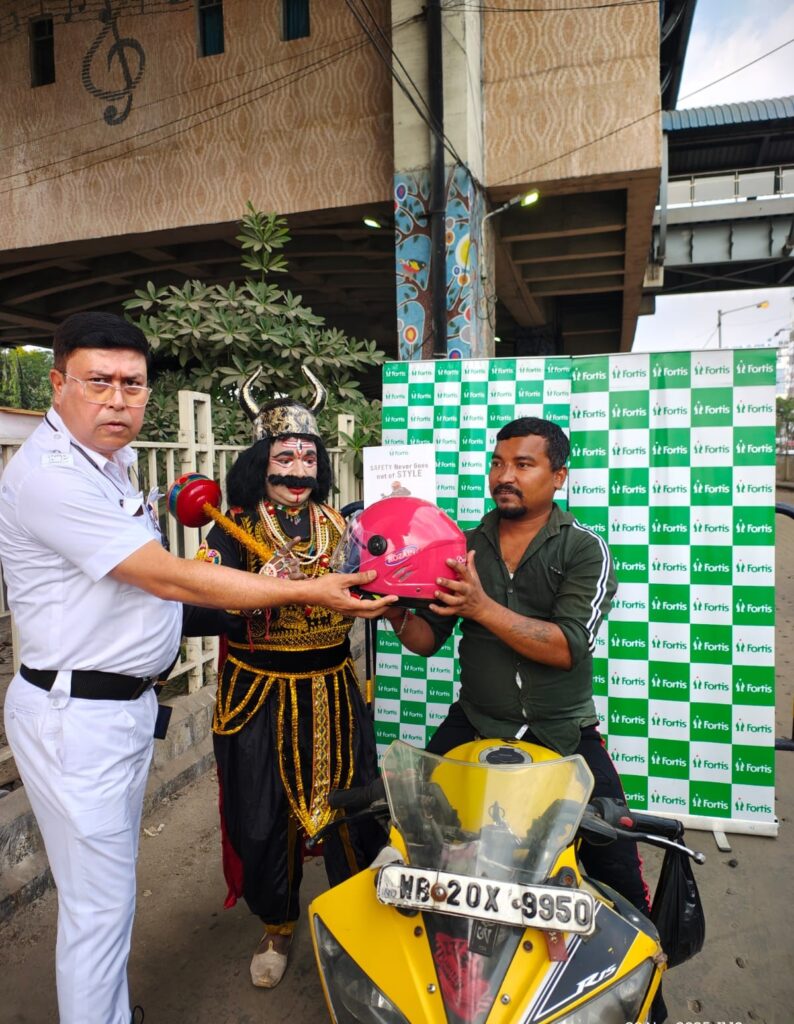 Fortis Hospital Anandapur conducts Helmet Safety Drive in Collaboration with Local Traffic Police Departments